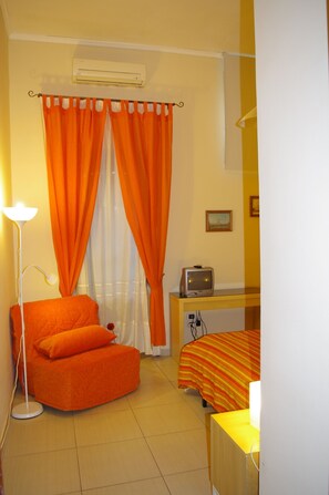 3 bedrooms, down duvets, Select Comfort beds, soundproofing