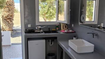 Studio für 3 Personen | Eigene Küche | Kühlschrank, Wasserkocher