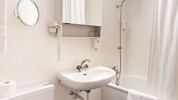 Hair dryer - Alpin Sherpa Hotel (Meiringen)