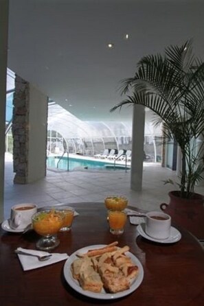 Desayuno para llevar incluido todos los días 