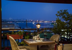 Outdoor dining - Galata La Bella Hotel (Istanbul)