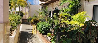 Holiday Saipan Hotel
