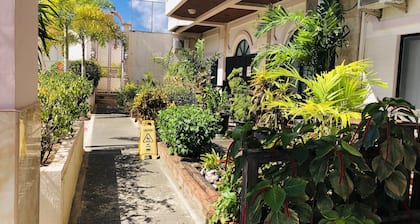 Holiday Saipan Hotel