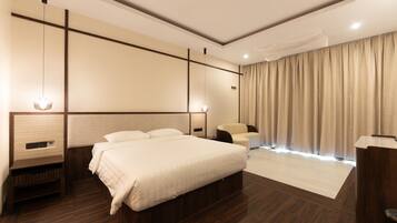 Premier-værelse med dobbeltseng eller 2 enkeltsenge | Minibar, gratis Wi-Fi, sengetøj