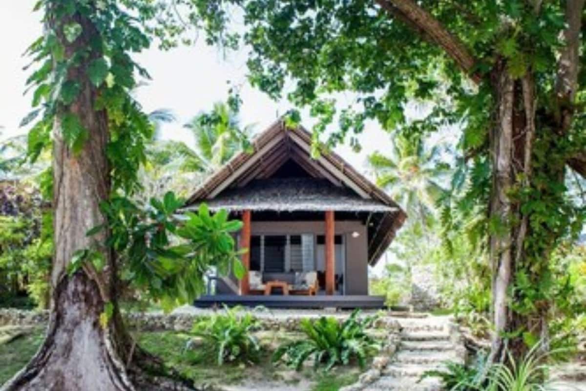 studio beachfront | 1 bedroom, premium bedding, minibar, in-room safe