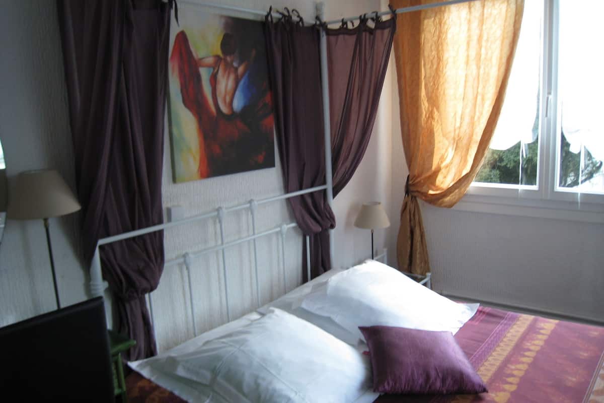 in-room safe, individually decorated, desk, blackout curtains