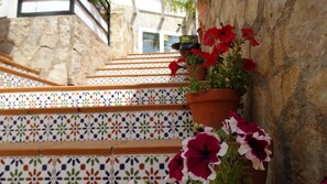 20-inch TV with cable channels - Hostal la Paloma II (Calpe)