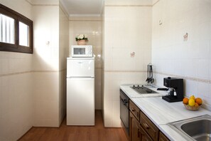 Apartment, 1 Room | Private kitchen
