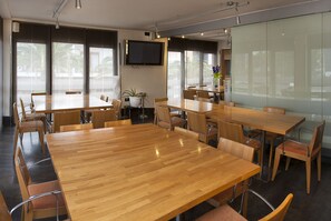 Breakfast area - Parot Apartments (Santa Eulalia del Rio)
