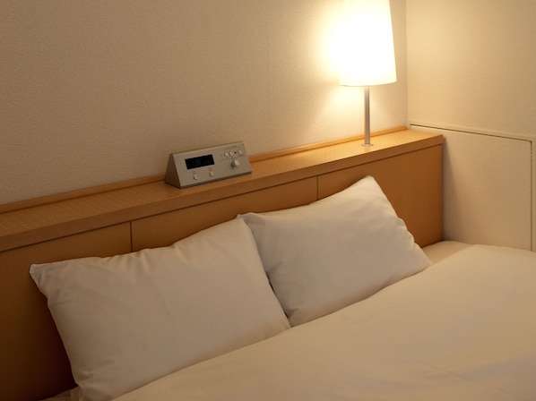 スタンダード ツインルーム 禁煙 | デスク、アイロン / アイロン台、WiFi (無料)、ベッドシーツ