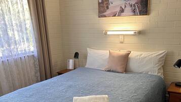 Chalé, 1 quarto | Roupas de cama de algodão egípcio, ferros/tábuas de passar roupa