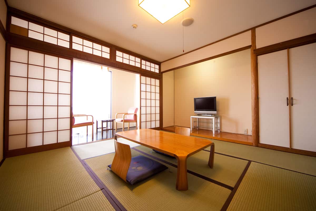 Japanese Room in Annex | In-room safe, desk, soundproofing, free WiFi