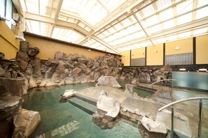 Hot springs - Kikunan Onsen UBL Hotel (Kumamoto)