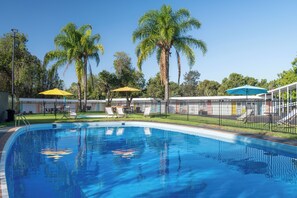 Outdoor pool - Lyndoch Motel (Lyndoch)
