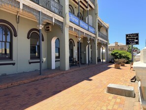 Front of property - Alpine Heritage Motel (Goulburn)
