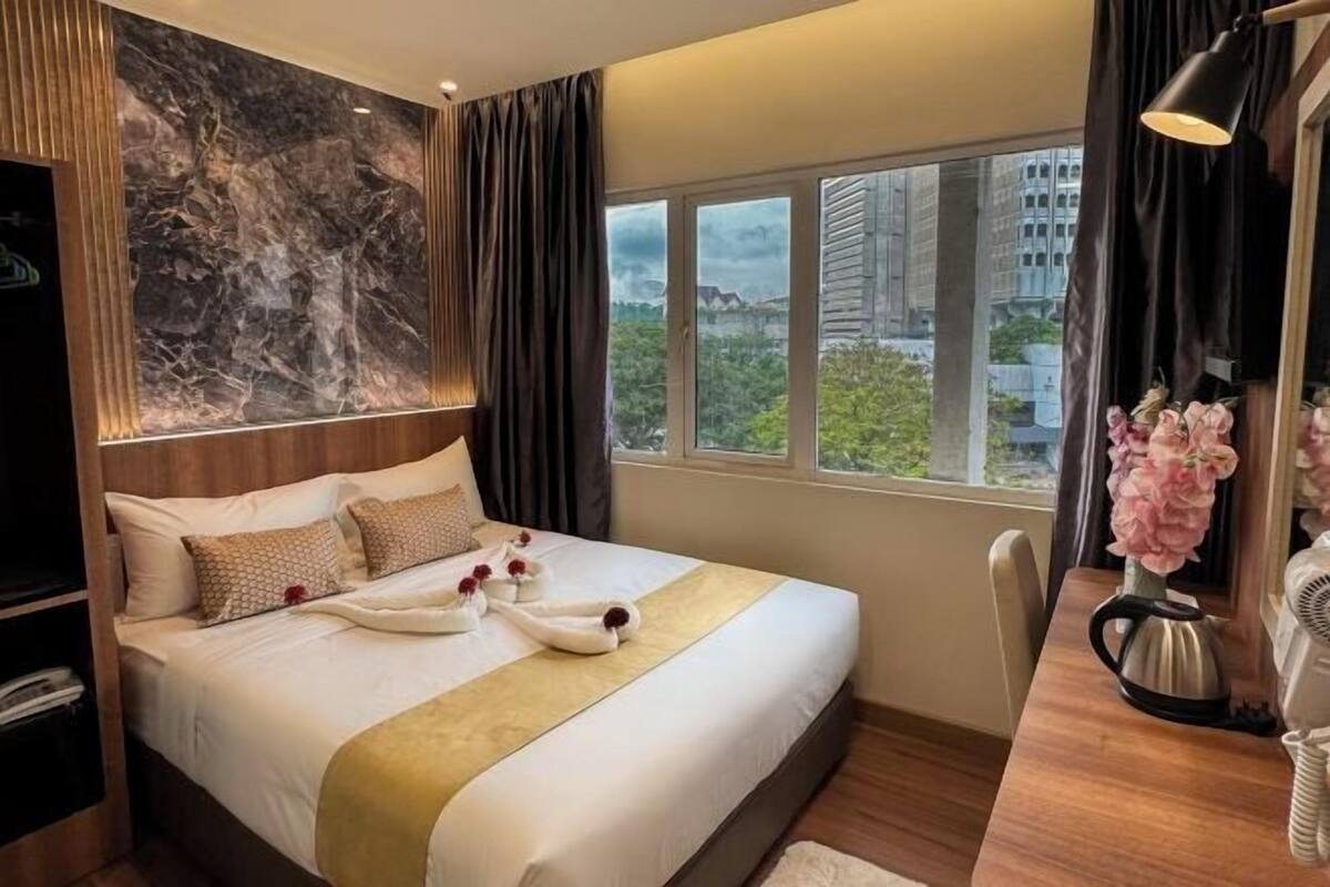 Hochwertige Bettwaren, Select-Comfort-Betten, Schreibtisch