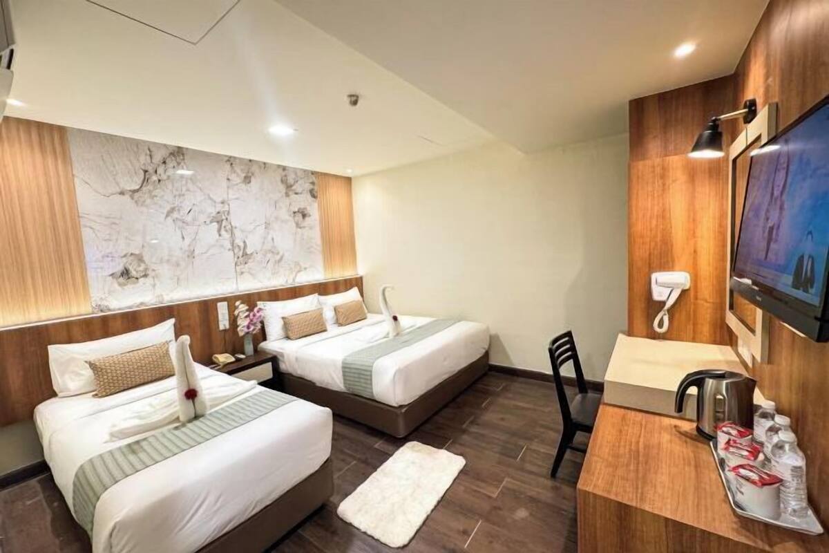 Hochwertige Bettwaren, Select-Comfort-Betten, Schreibtisch