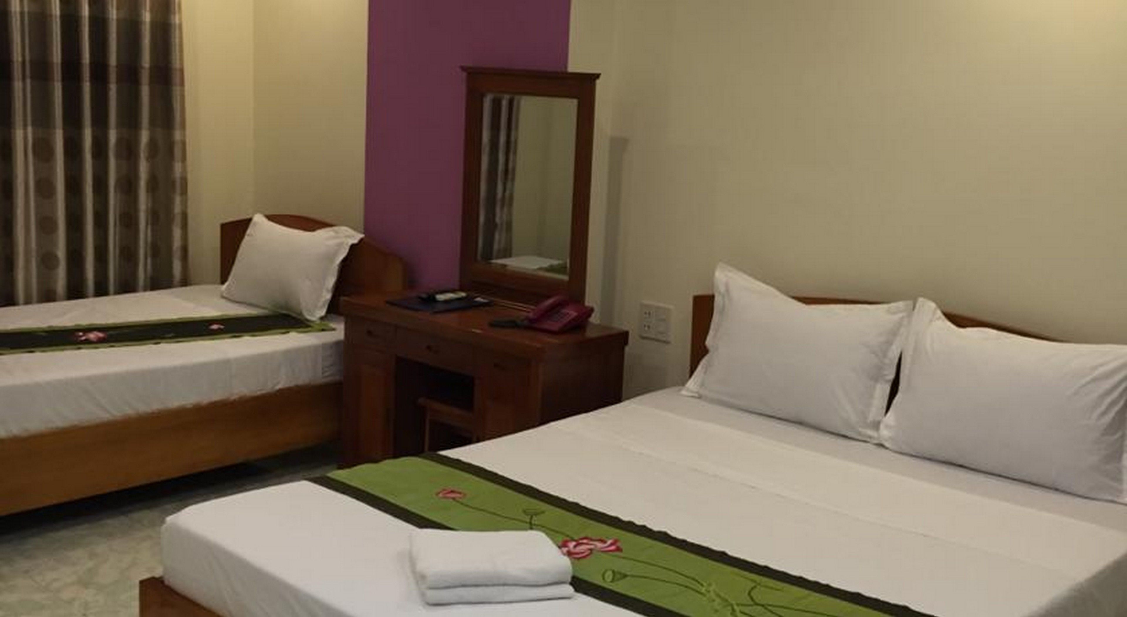 minibar, desk, free wifi, bed sheets