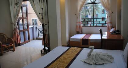 Sunny B Hotel