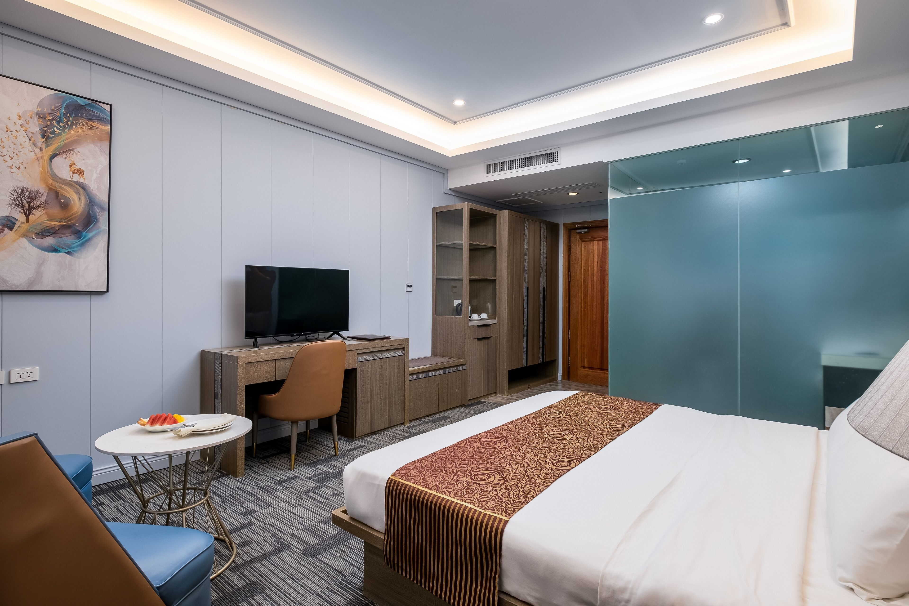 Phòng Tiêu chuẩn | Minibar, két bảo mật tại phòng, bàn 
