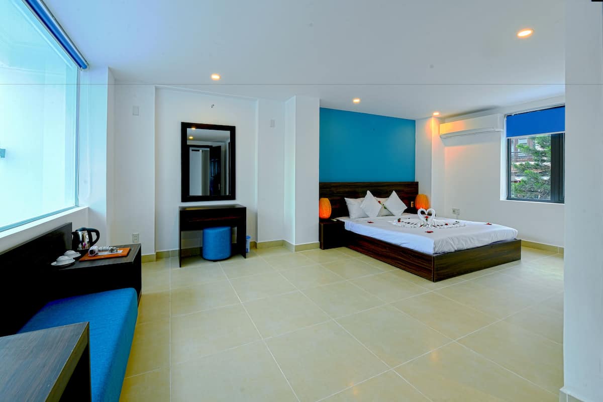Kamar Double Deluks | 1 kamar tidur, minibar gratis, brankas, dan meja kerja