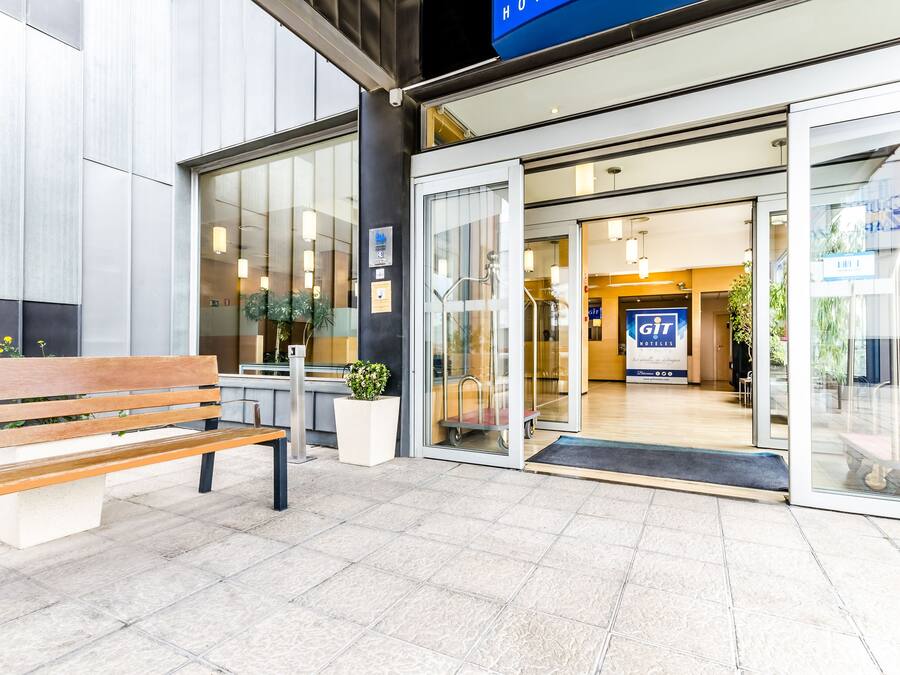 Entrada de la propiedad