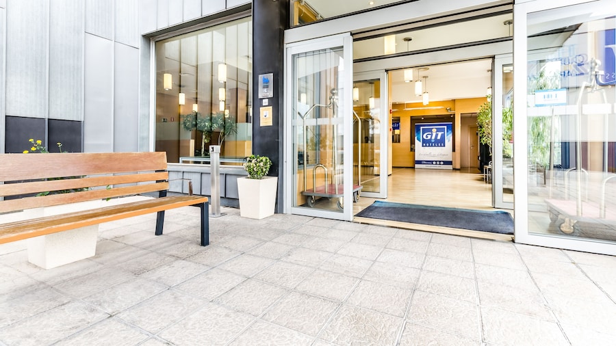 Hotel YIT Ciudad de Zaragoza