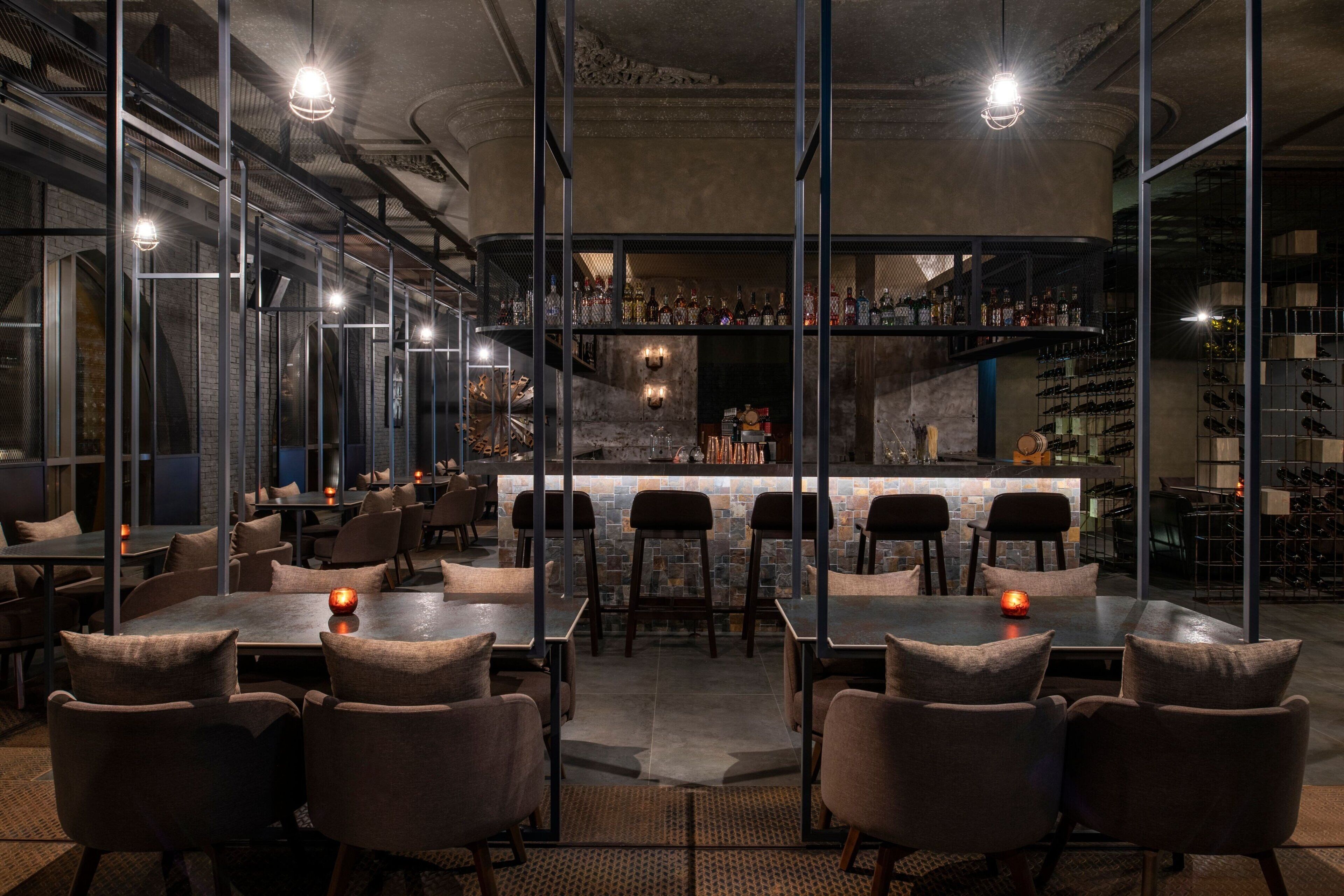 4 bars/lounges, poolside bar, beach bar