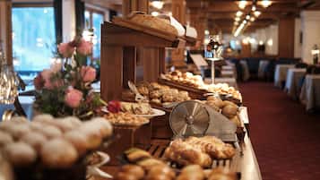 Tägliches inbegriffenes Frühstücksbuffet