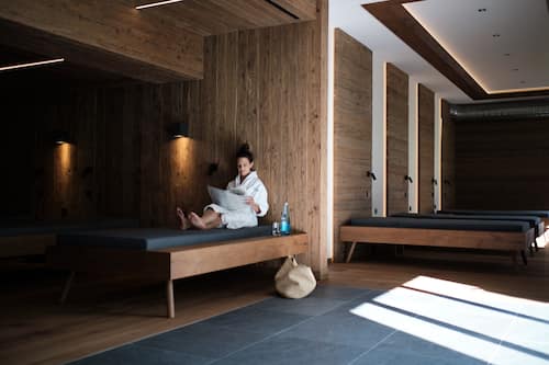 Salle de soins pour les couples, sauna, spa, bain de vapeur