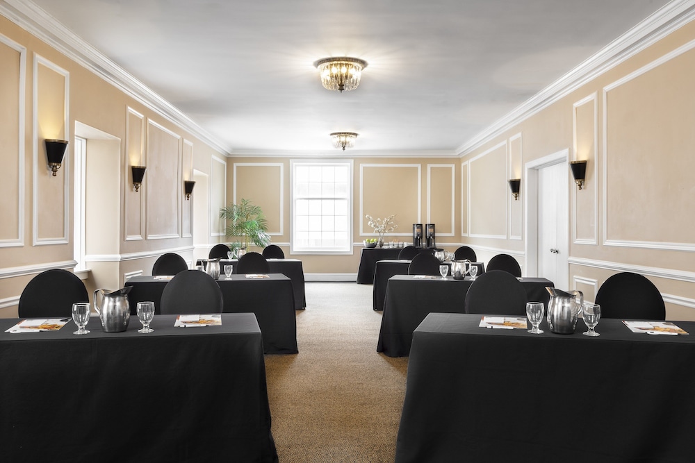 voco The Tiger Hotel by null