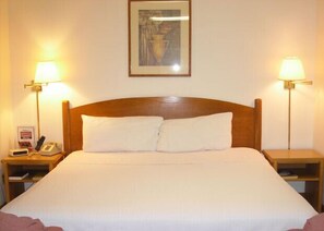 Room - Red Carpet Motel (Knoxville)