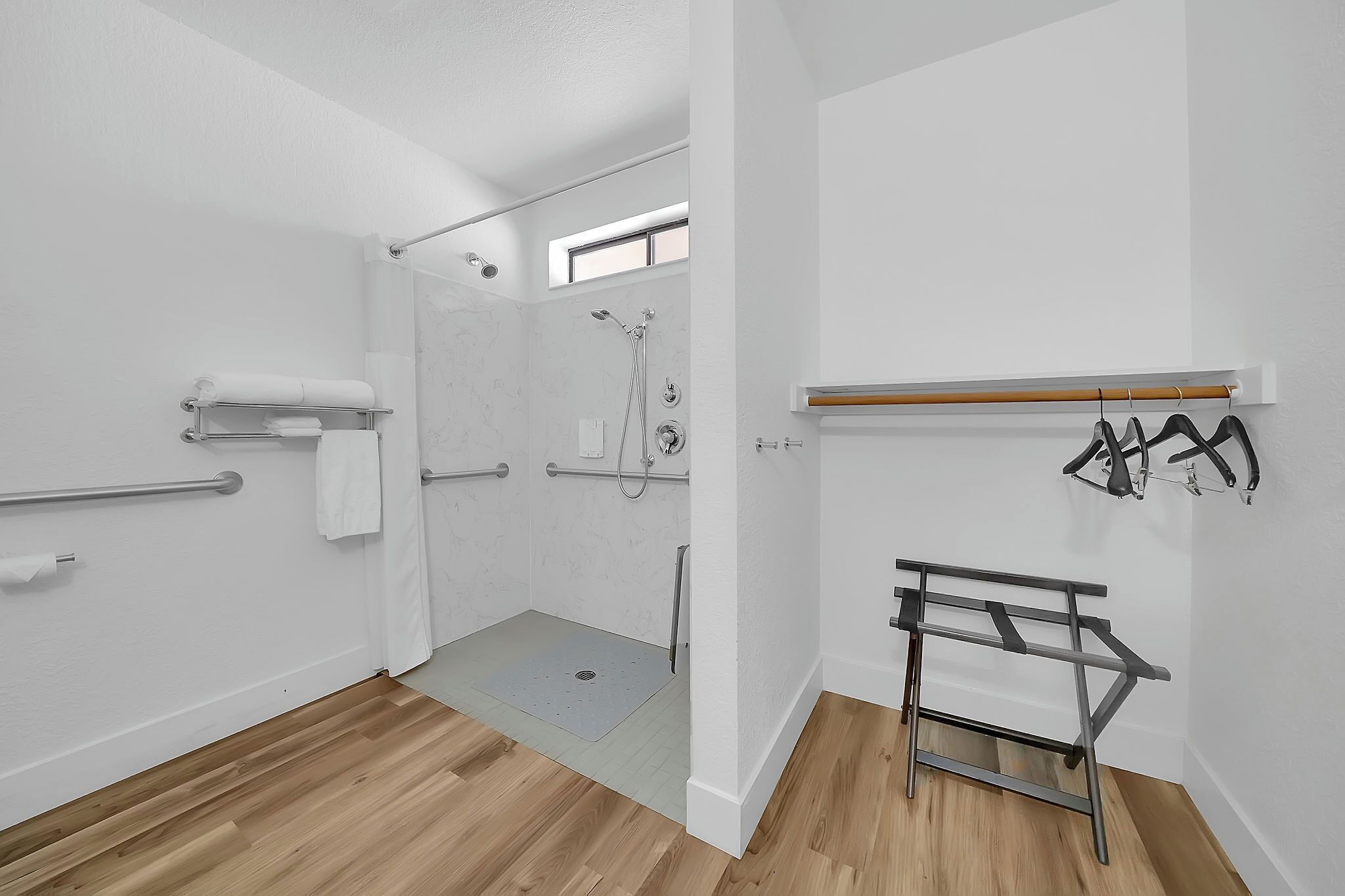 shower, free toiletries, hair dryer, towels