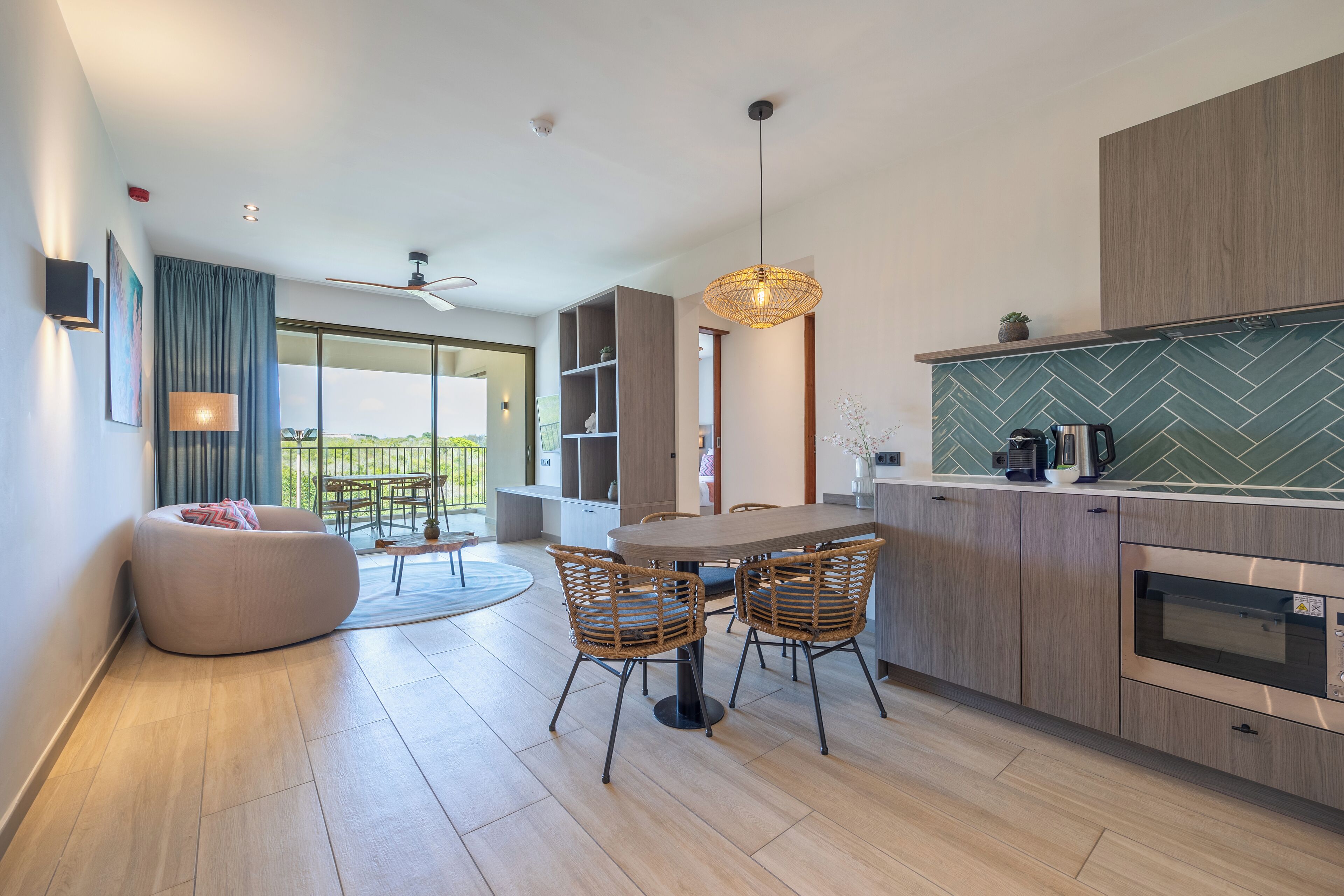 43-inch smart tv with digital channels, tv, netflix