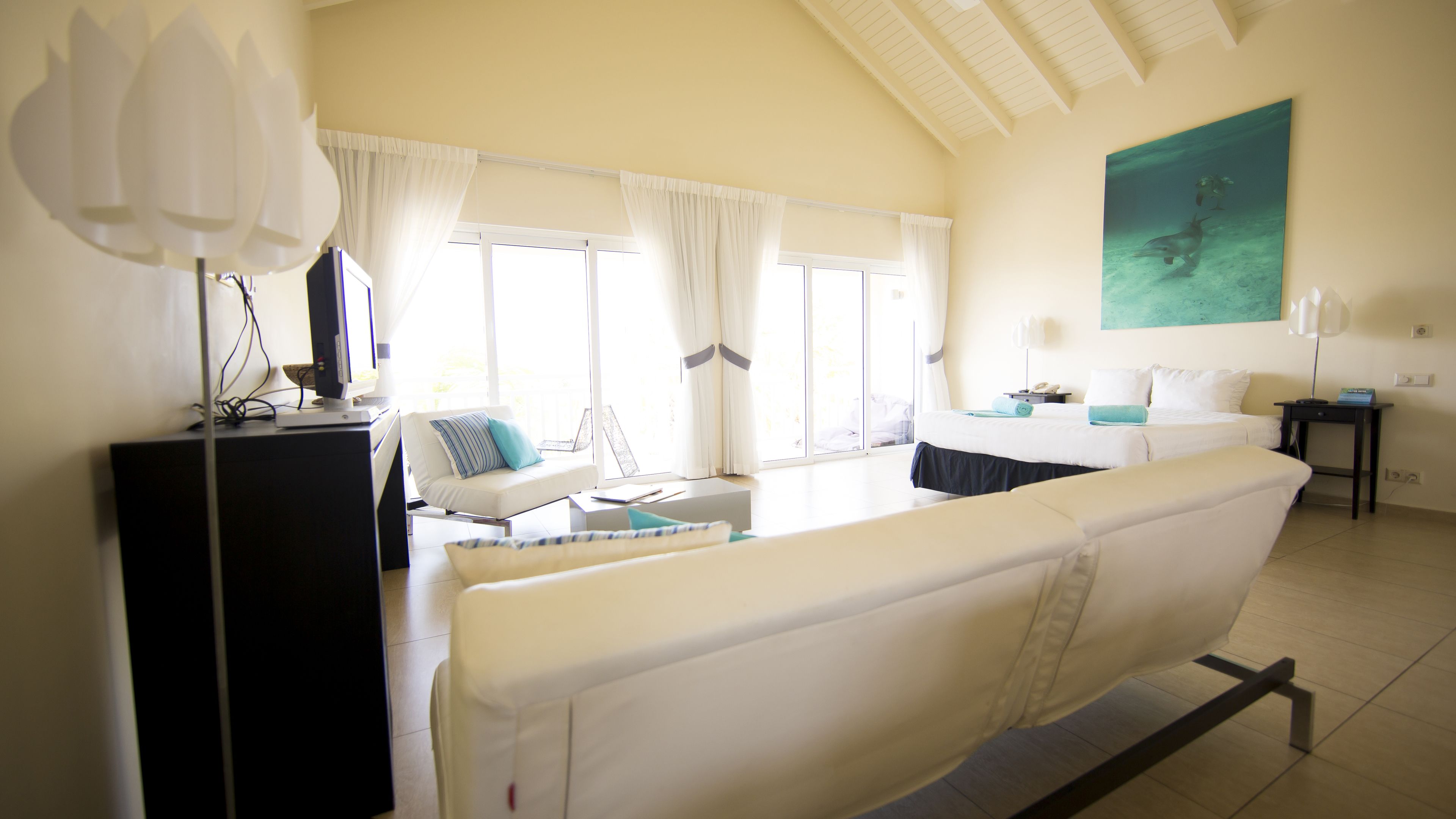 deluxe studio | 1 bedroom, in-room safe, iron/ironing board, cots/infant beds