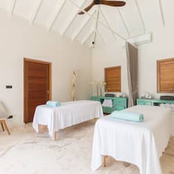 Massagens com pedras quentes, massagens musculares profundas