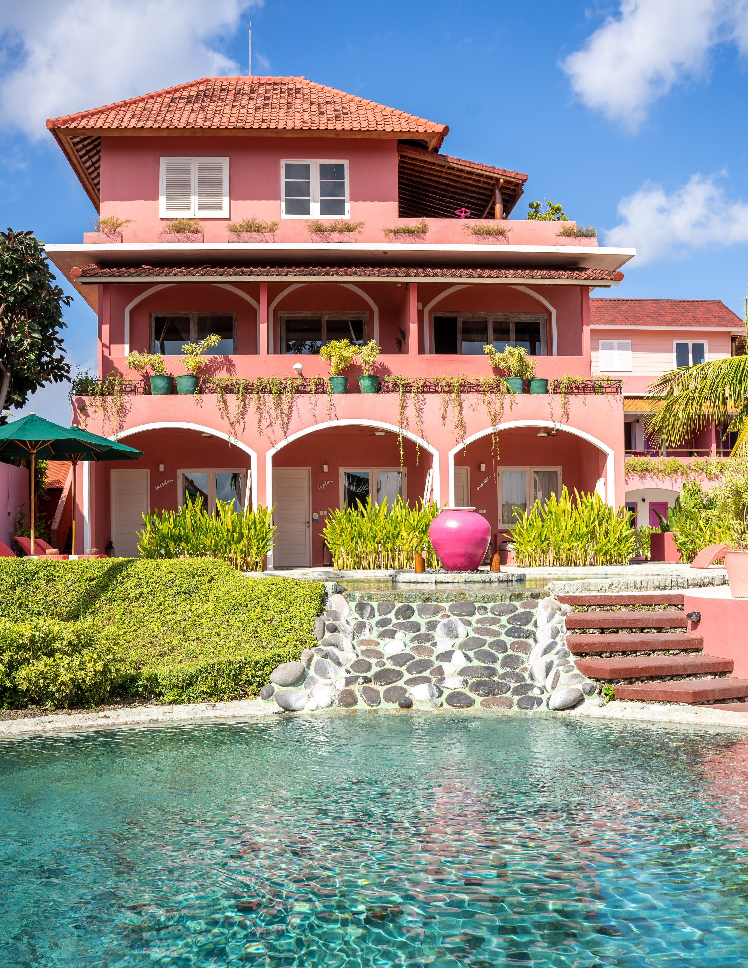 PinkCoco Uluwatu - Constant Surprises & for Cool Adults Only