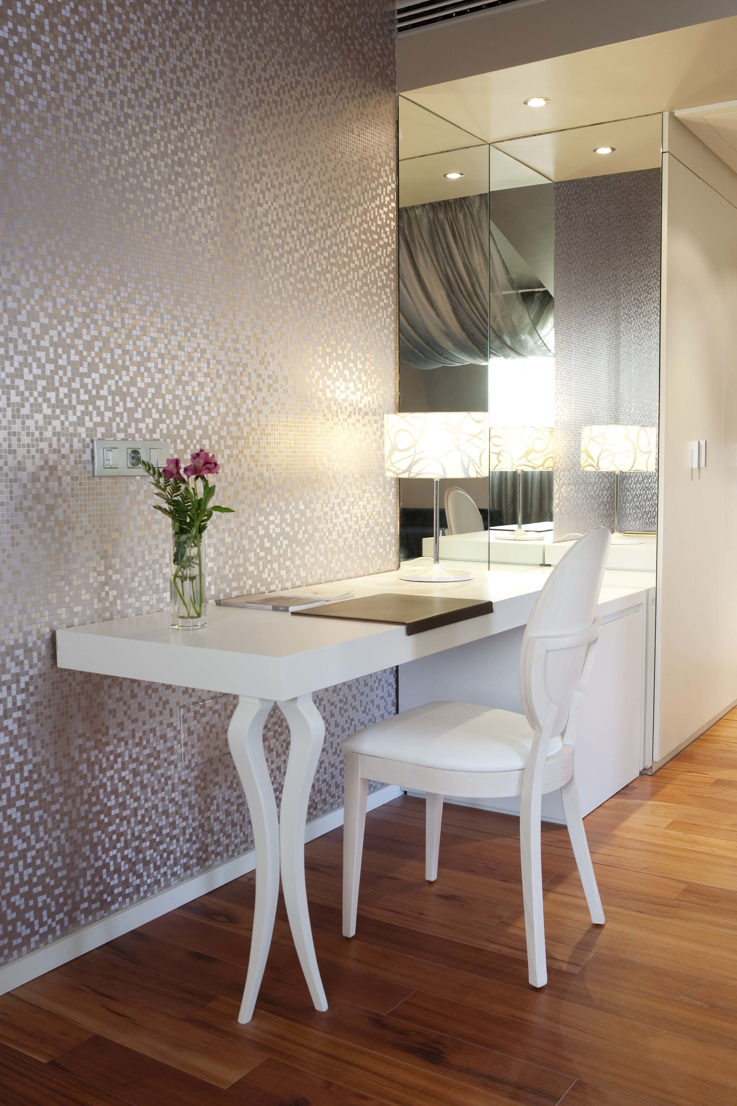 minibar, in-room safe, desk, blackout curtains