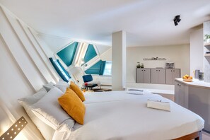 Comfort Studio | WiFi (free), bed sheets - Stayokay Rotterdam - Hostel to Stayokay Rotterdam - fully renovated April 2026 (Rotterdam)