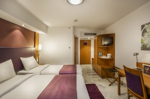 Ropa de cama hipoalergénica y minibar 