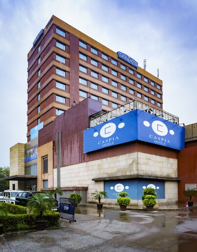Caspia Hotel New Delhi Shalimar Bagh