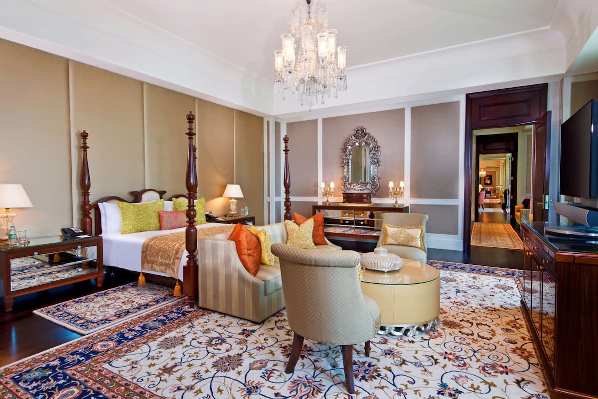 presidential suite | 1 bedroom, premium bedding, minibar, in-room safe