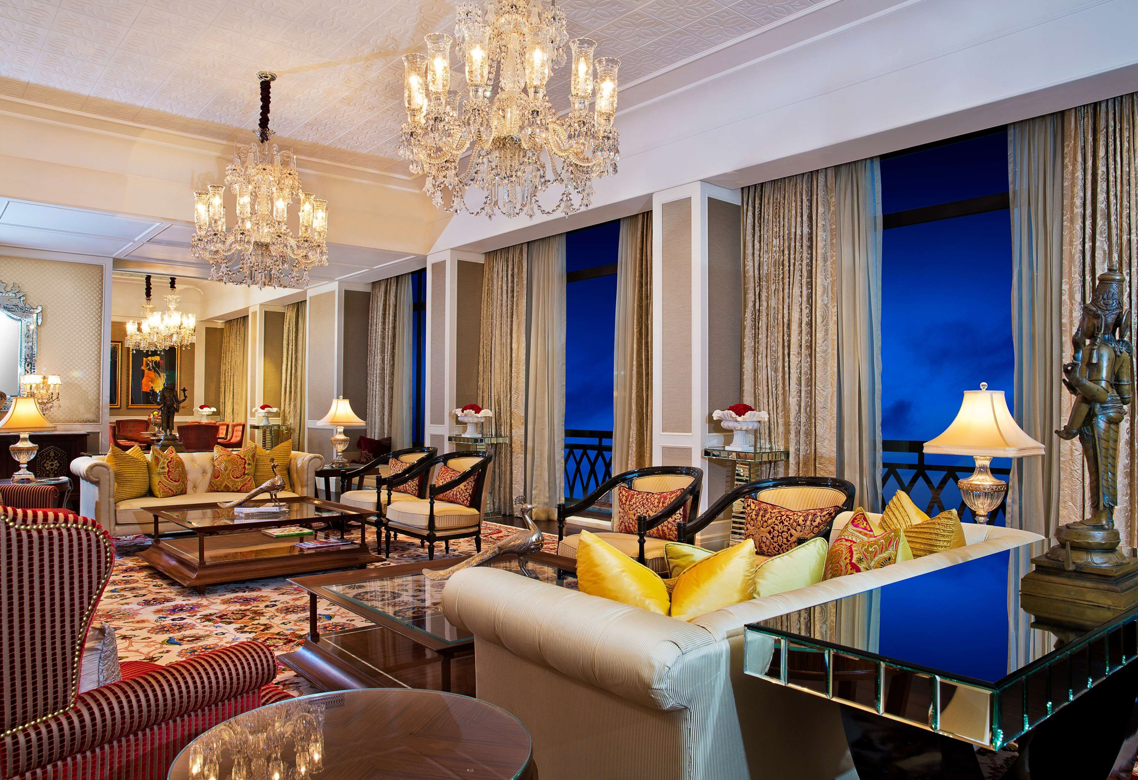 1 bedroom, premium bedding, minibar, in-room safe