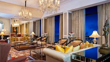 Literie de qualité supérieure, minibar, coffres-forts dans les chambres