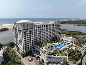 Exterior - The Leela Palace Chennai (Chennai)