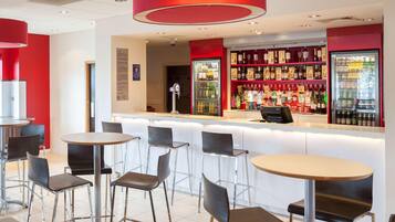 Bar (in der Unterkunft)