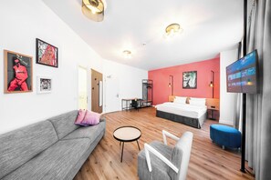 Premium bedding, in-room safe, blackout drapes, free WiFi - CALMA Berlin Mitte (Berlin)