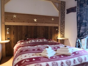 Desk, cribs/infant beds, free WiFi - Chalet del Sole (Sauze d'Oulx)