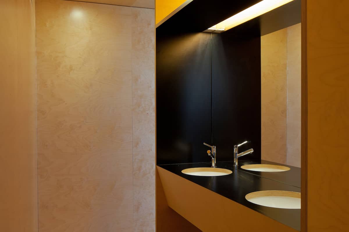 suite | bathroom | rainfall showerhead, free toiletries, hair dryer, bathrobes