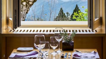 Breakfast, lunch, dinner served; Fusion cuisine, garden views